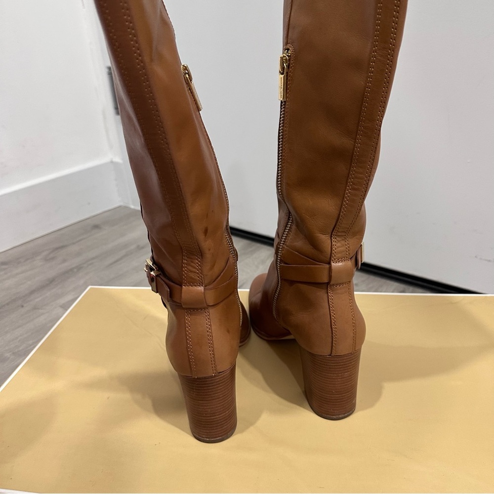 Michael Kors boots - Picture 2 of 16